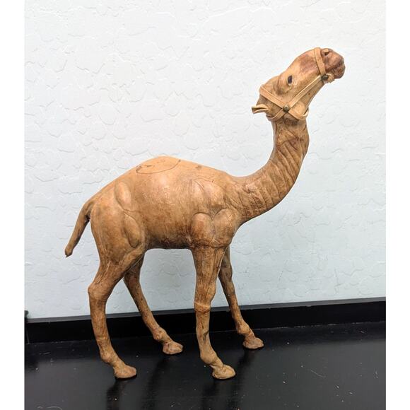 Large Leather Hand Wrapped Camel Figurine w Glass Eyes Quality Vintage - Picture 1 of 5